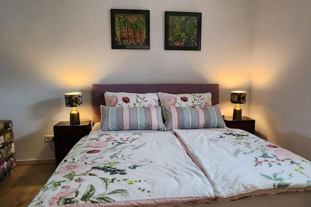A La Maison Bielefeld City Nah Екстер'єр фото